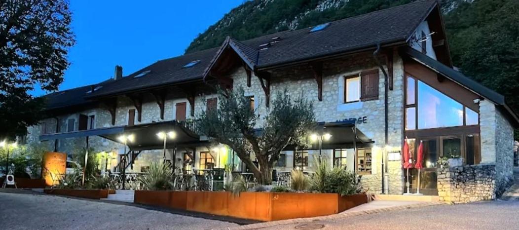 Auberge De Motz Exteriör bild